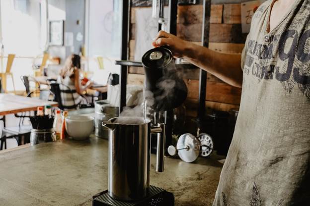 How to Use a French Press [The Ultimate Guide to a Perfect Brew]